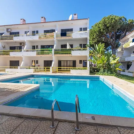 Premium With Pool By Homing Lägenhet *