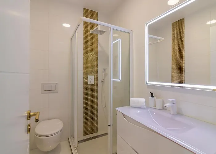 Premium With Pool By Homing Apartmán